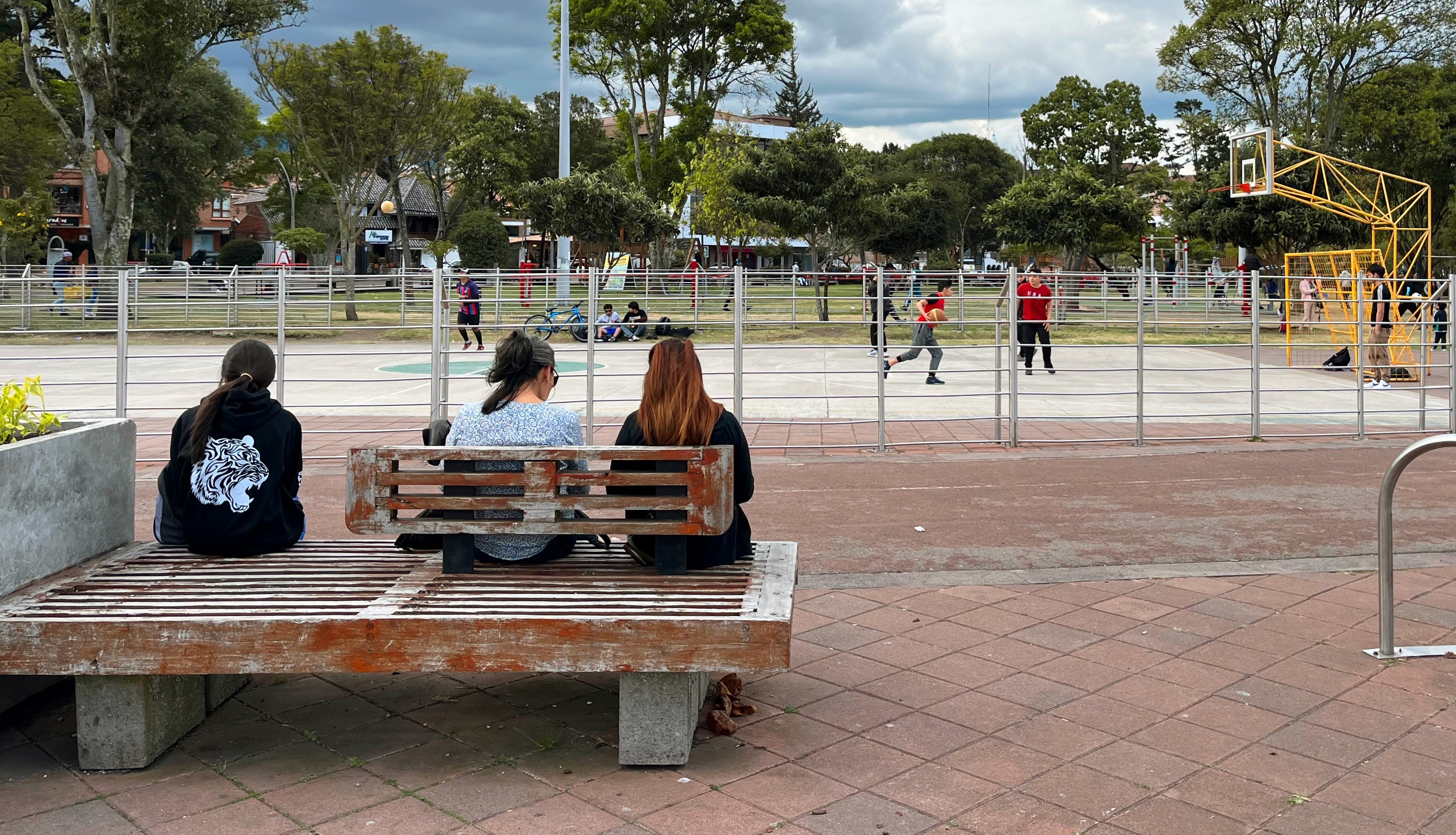 The Right to the Park: An Intersectional, Feminist, and Decolonial Analysis of the City of Cuenca, Ecuador.